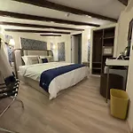 Oasis 3* בודפשט