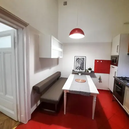 Oasis Inn Budapest Guest house