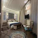 Hotel Oasis