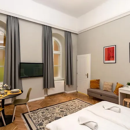 Konukevi Oasis Inn Budapest