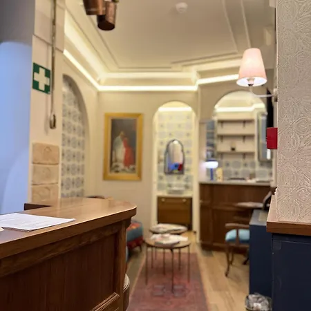 Oasis Inn Budapest 4*
