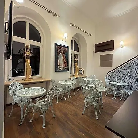 Oasis بودابست