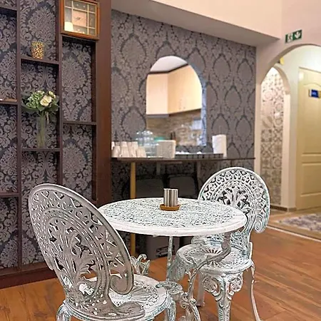 فندق Oasis بودابست