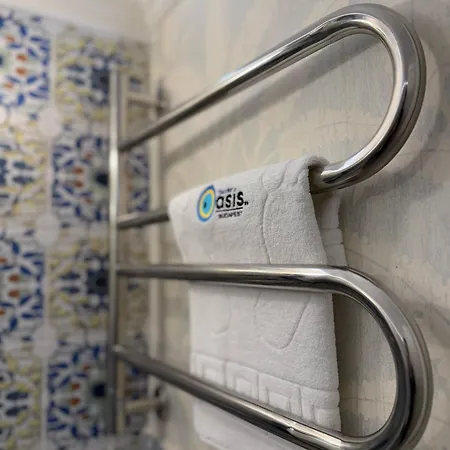 Hotel Oasis Inn Budapest