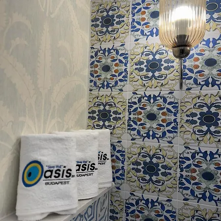 Hotel Oasis Inn Budapest 3*