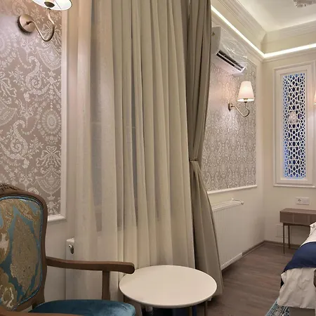 Oasis Inn Budapest 3*