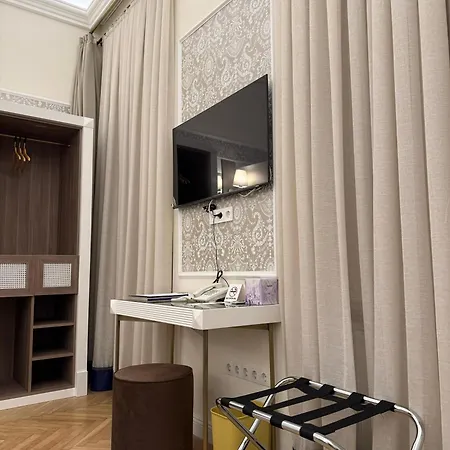 Oasis Inn Budapest 3*